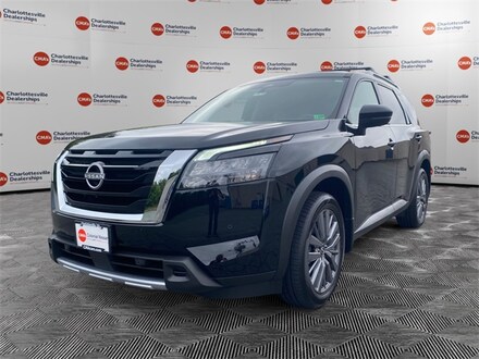 2025 Nissan Pathfinder SL SUV