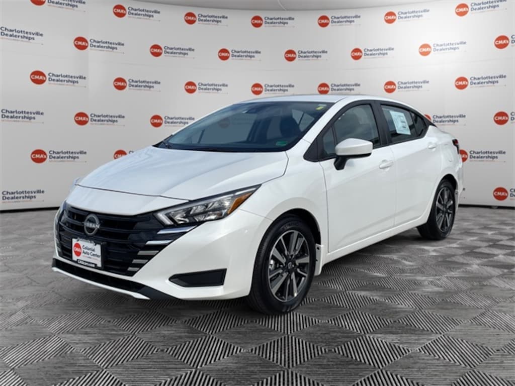 New 2025 Nissan Versa 1.6 SV Sedan