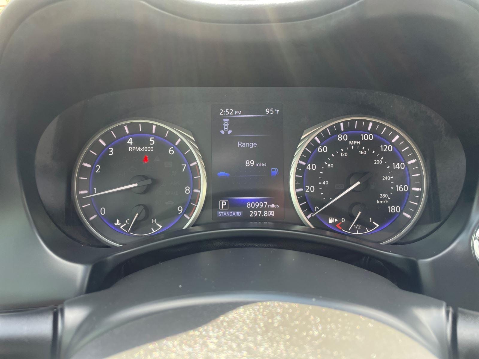2018 INFINITI Q60 Coupe SPORT - Photo 18