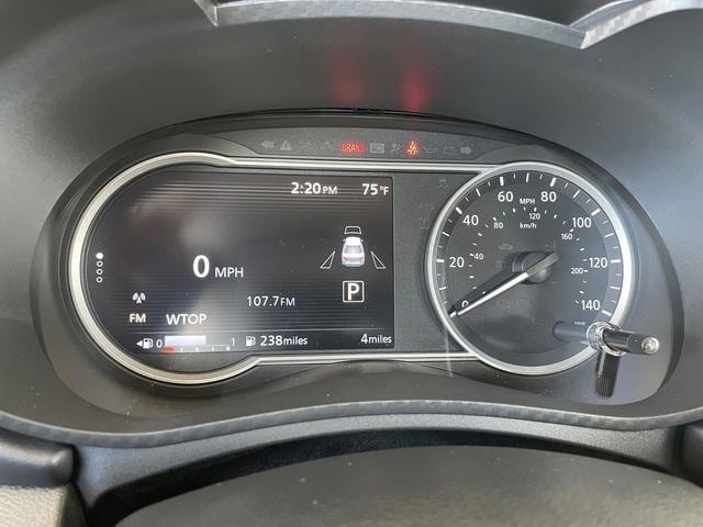 2025 Nissan Versa Sedan SR - Photo 23