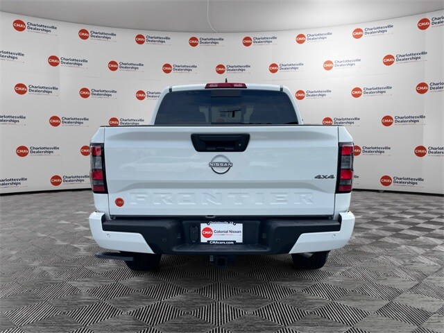2025 Nissan Frontier SV photo 3