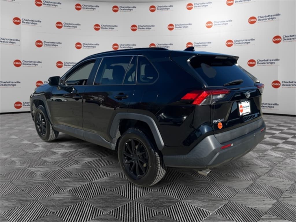 Used 2019 Toyota RAV4 XLE SUV