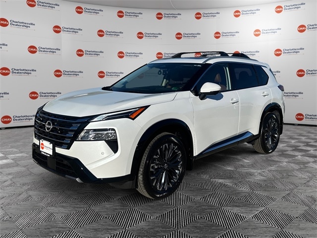 2026 Nissan Rogue Platinum's photo