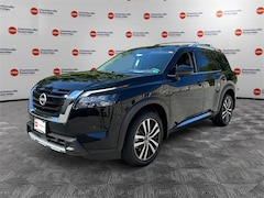 2025 Nissan Pathfinder Platinum SUV