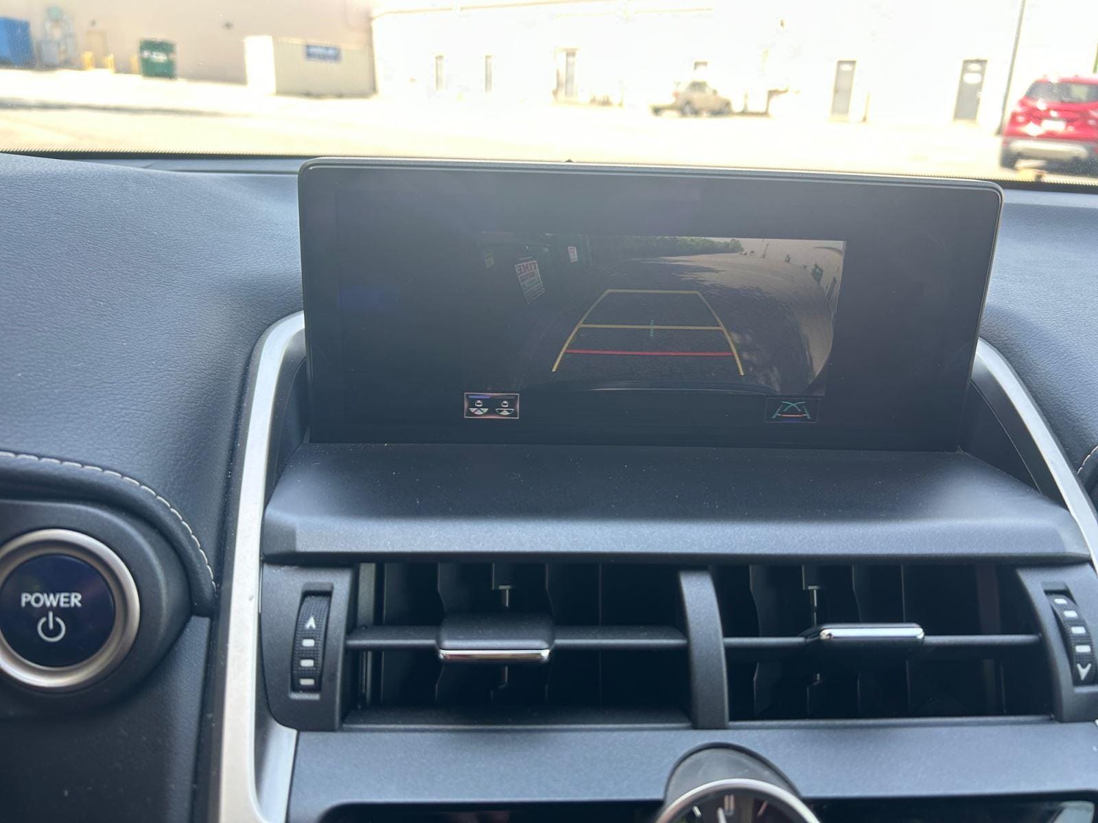 2021 Lexus NX Hybrid 300h - Photo 21