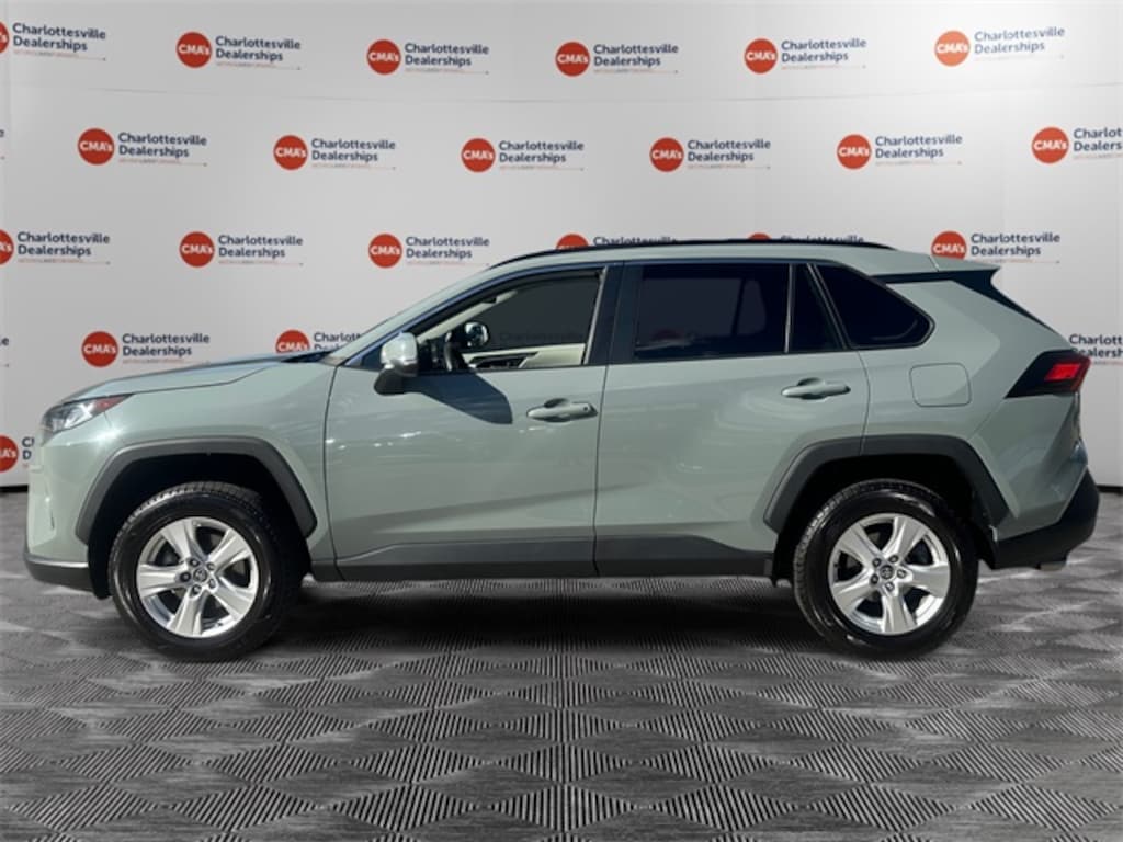 Used 2021 Toyota RAV4 XLE SUV