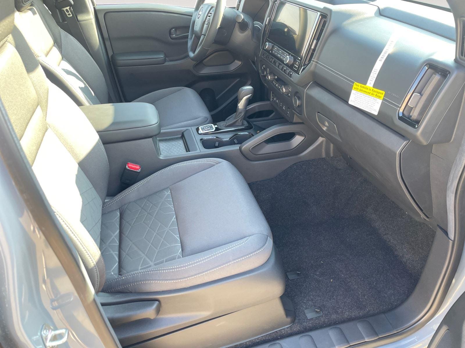 2026 Nissan Frontier SV - Photo 15