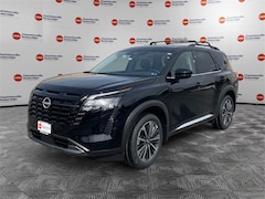 2026 Nissan Pathfinder Platinum SUV