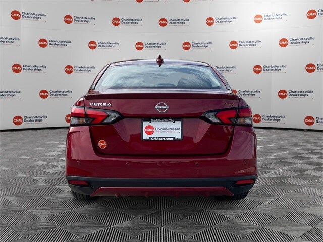 2025 Nissan Versa 1.6 SR photo 4