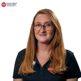 Staff member Laura Barabochkine from ID_a3cd2375fa91