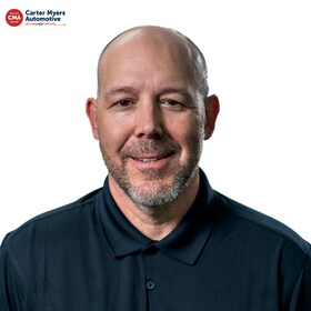 Staff member Chris Parandian from ID_7cdecd624032