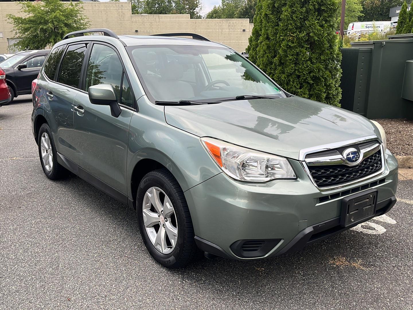 Used 2015 Subaru Forester i Premium with VIN JF2SJADC2FH433038 for sale in Charlottesville, VA