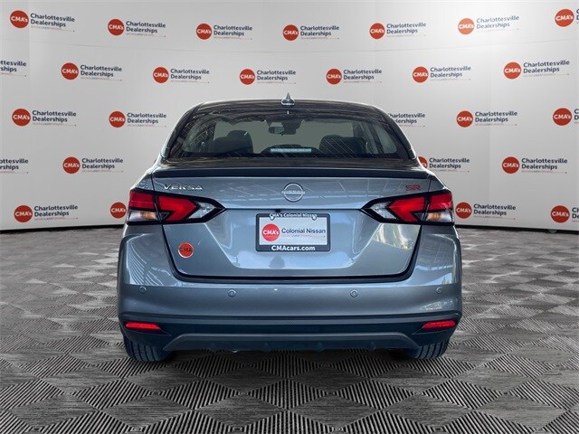 2025 Nissan Versa 1.6 SR photo 4