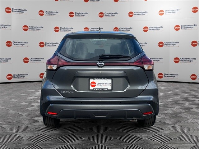 2025 Nissan Kicks Play S photo 4