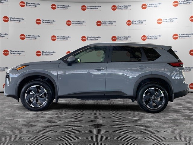 2026 Nissan Rogue SV photo 2