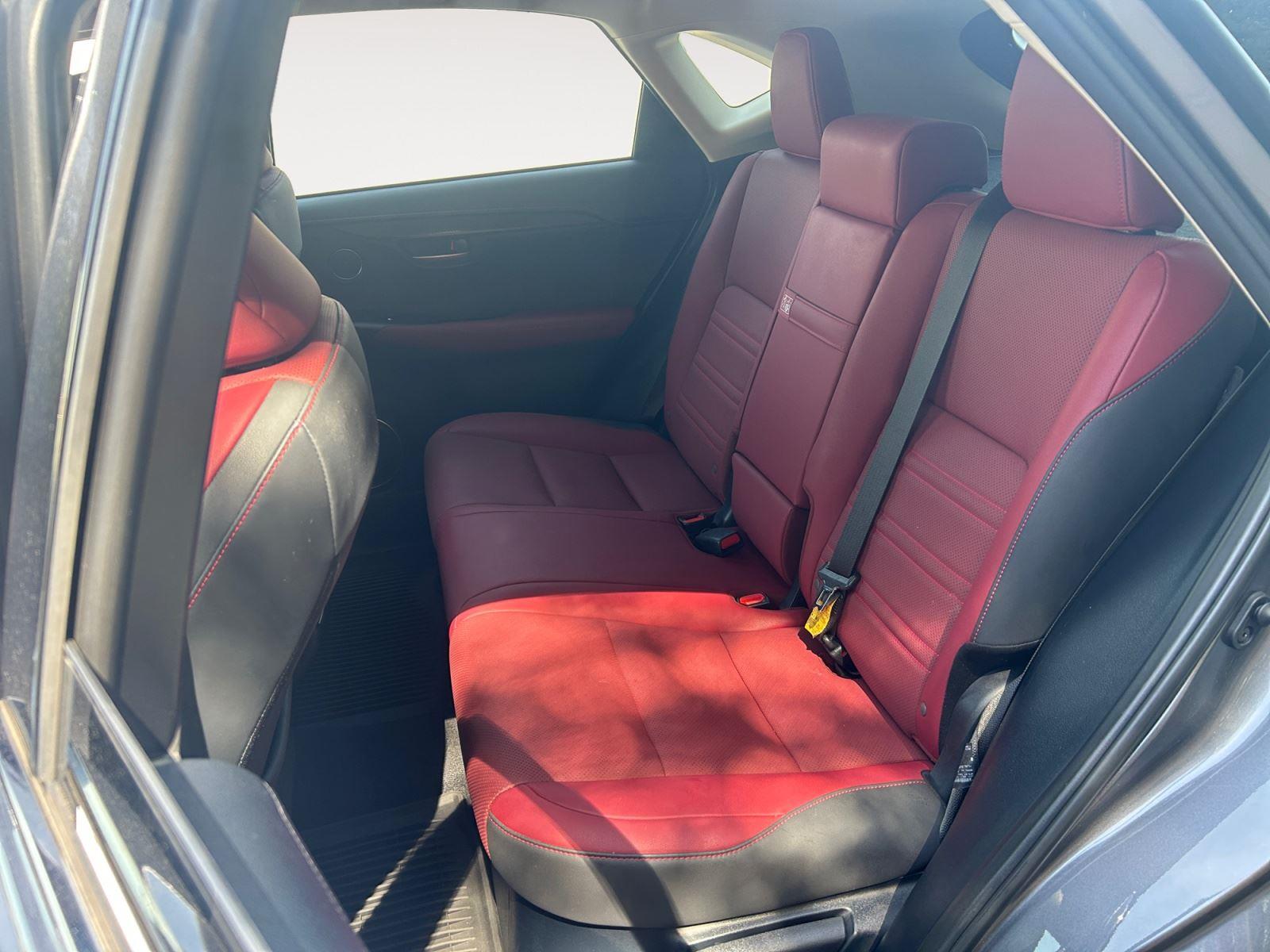 2021 Lexus NX Hybrid 300h - Photo 13