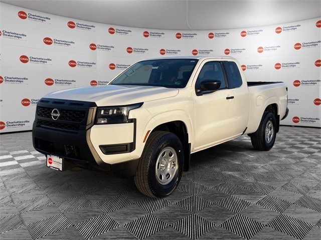 2026 Nissan Frontier S's photo