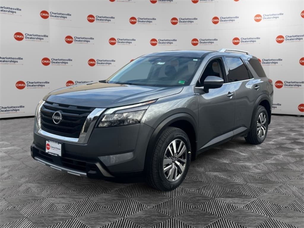 New 2025 Nissan Pathfinder SL SUV