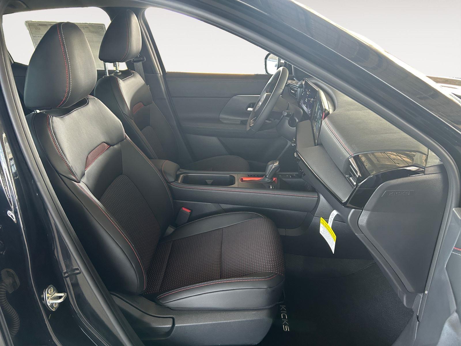 2026 Nissan KICKS SR AWD - Photo 15
