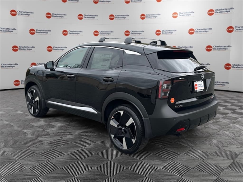 New 2026 Nissan Kicks SR SUV