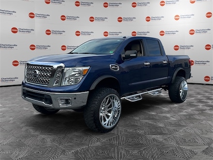 2017 Nissan Titan SV Truck Crew Cab