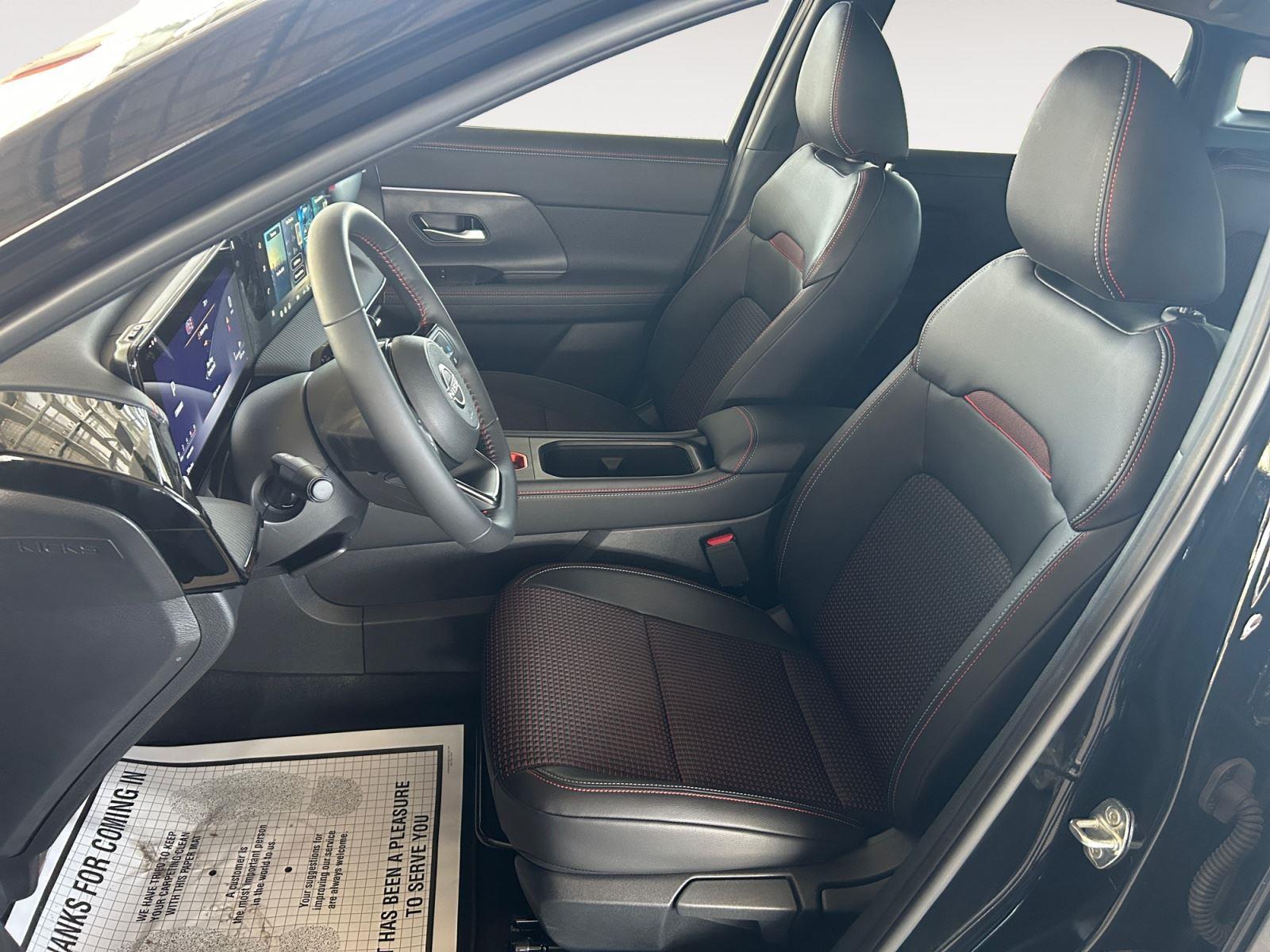 2026 Nissan KICKS SR AWD - Photo 9