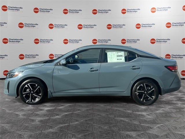 2025 Nissan Sentra SV photo 2