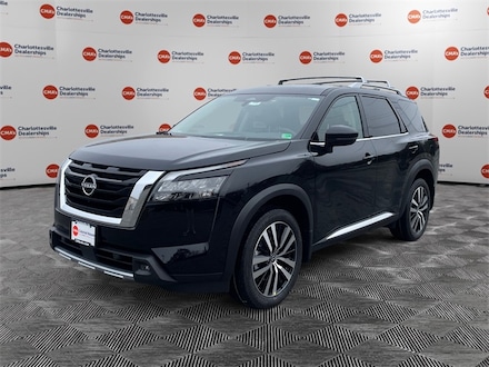 2025 Nissan Pathfinder Platinum SUV