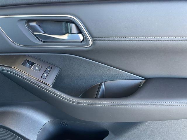 2026 Nissan Rogue Platinum - Photo 16