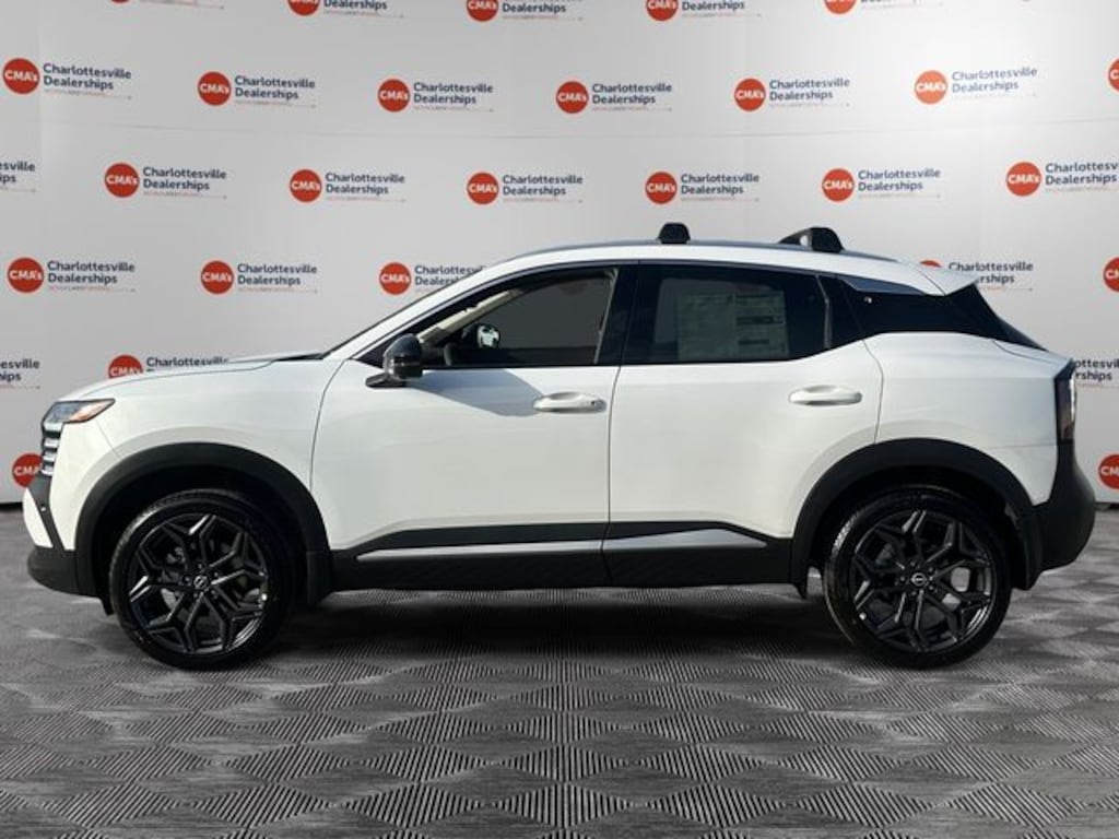 New 2026 Nissan Kicks SR SUV