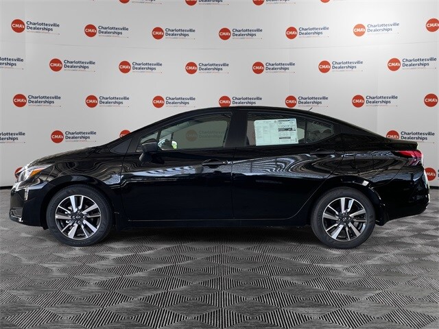 2025 Nissan Versa 1.6 S photo 2