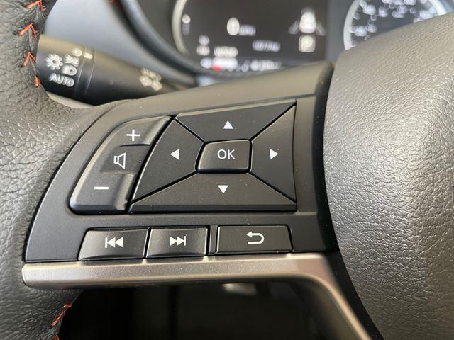 2025 Nissan Versa Sedan SR - Photo 21