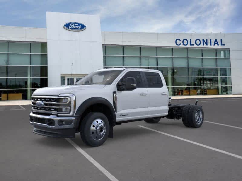 2026 Ford F-550 Super Duty Chassis Cab Lariat's photo