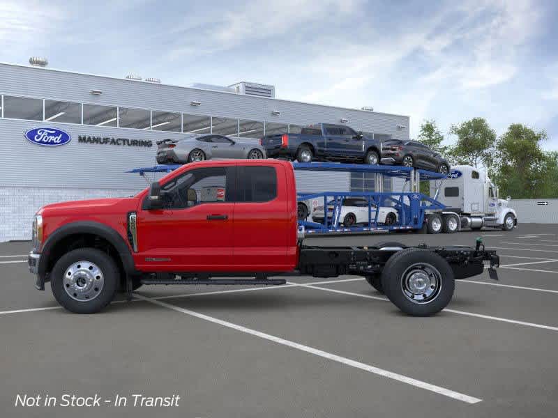 2026 Ford F-550 photo 2