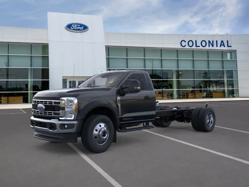2026 Ford F-600 Super Duty Chassis Cab XLT's photo