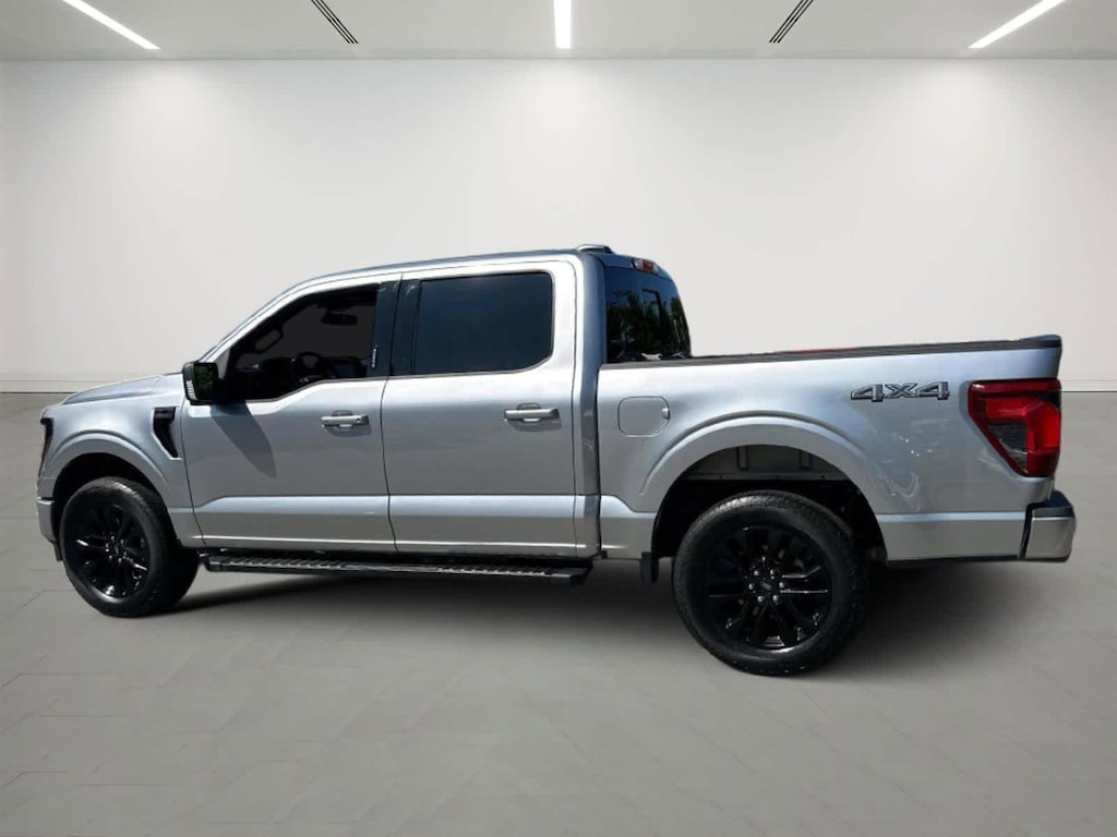 Used 2024 Ford F-150 XLT 4WD Supercrew 5.5 Box 4WD SuperCrew 5.5 Box