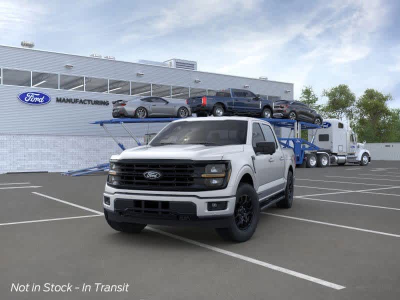 2025 Ford F-150 XLT photo 2