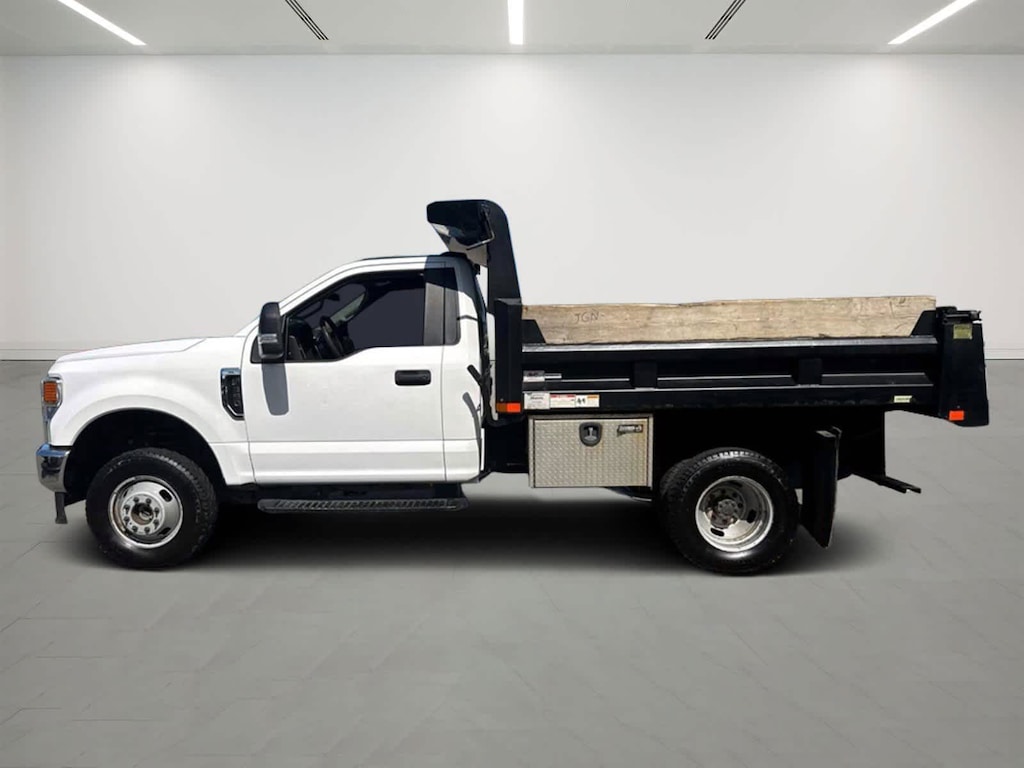Used 2020 Ford Super Duty F-350 DRW XL 4WD Reg Cab 145 WB 60 CA 4WD Reg Cab 145 WB 60 CA