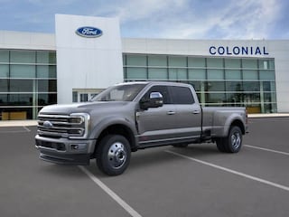 2026 Ford F-450 Platinum 4WD Crew Cab 8 Box Truck Crew Cab