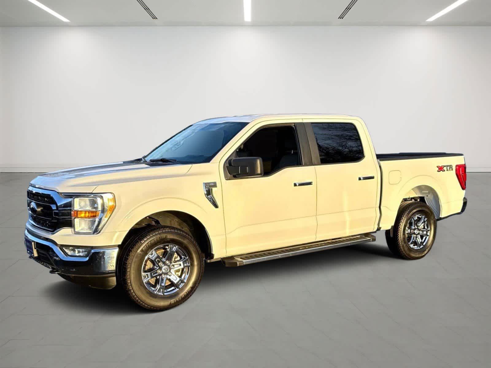 2023 Ford F-150 XLT's photo