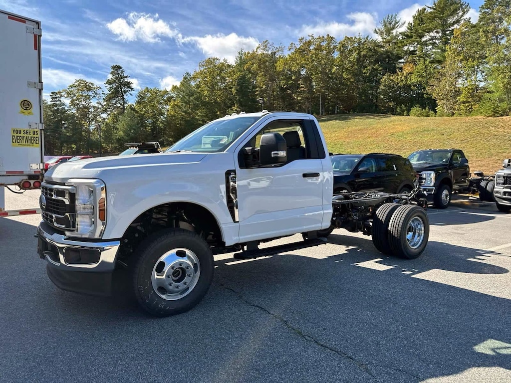 New 2026 Ford F-350 Chassis Truck Regular Cab