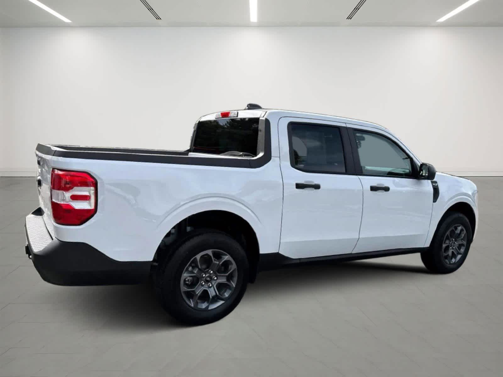 2025 Ford Maverick XLT photo 4