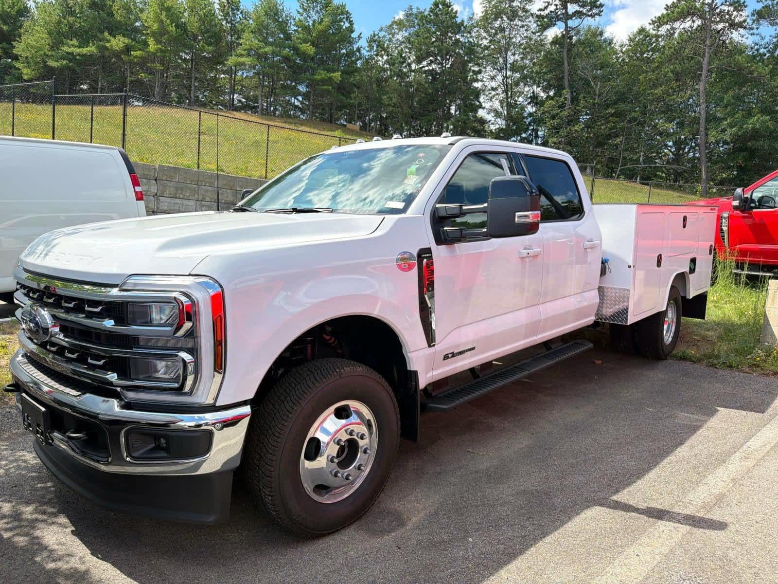 2026 Ford F-350 Super Duty Chassis Cab