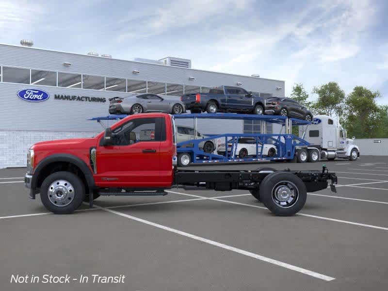 2025 Ford F-600 photo 2