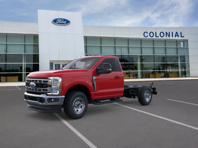 2026 Ford F-350 Super Duty Chassis Cab XL's photo