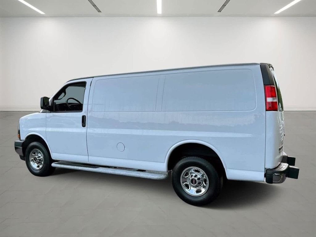 Used 2023 GMC Savana RWD 2500 135