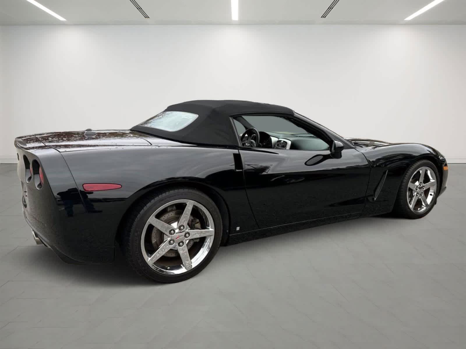 2005 Chevrolet Corvette Convertible photo 4