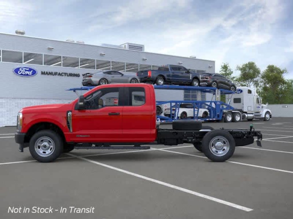 New 2026 Ford F-350 Chassis 4WD Supercab 168 WB 60 CA Truck Super Cab