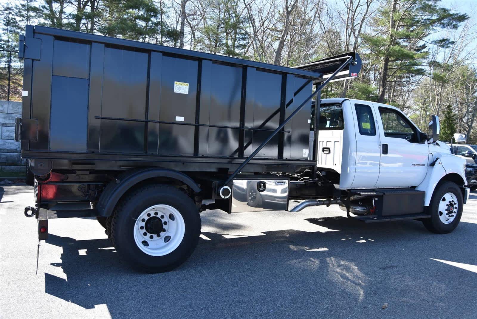 2024 Ford F-650 SuperCab photo 4