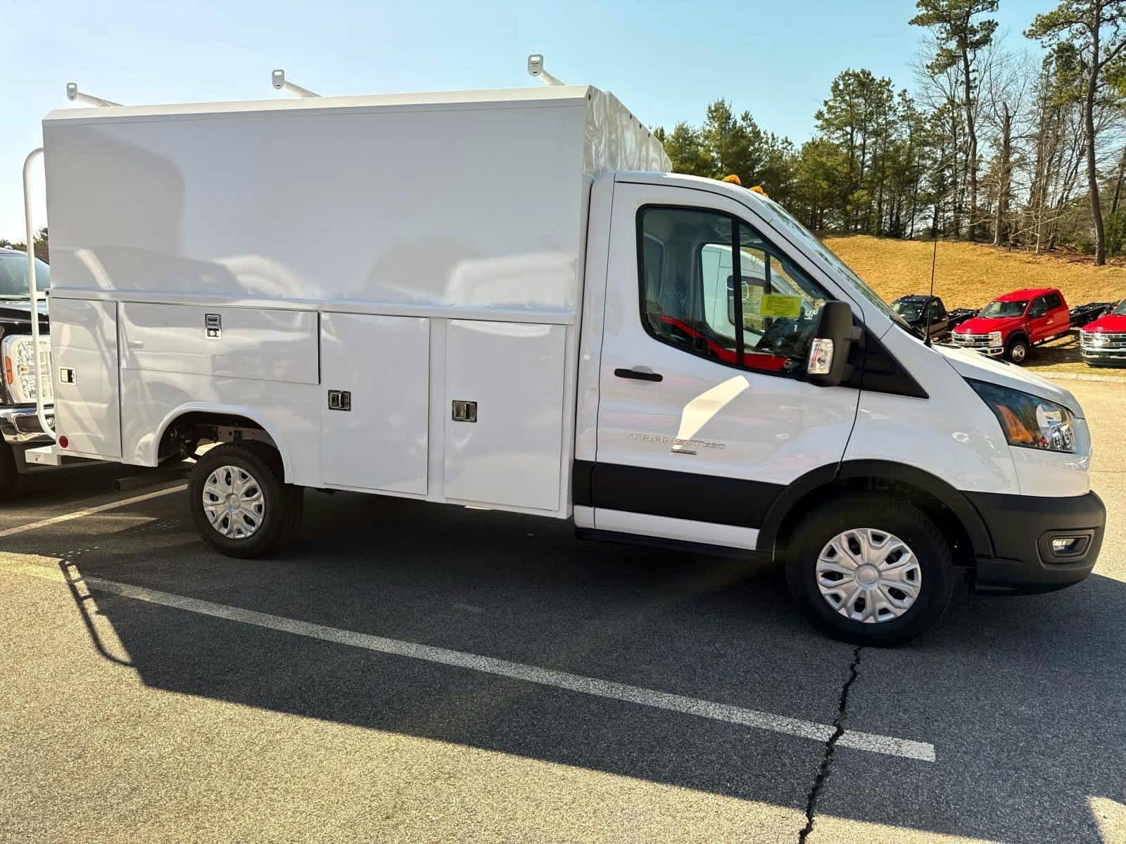 2024 Ford Transit photo 4